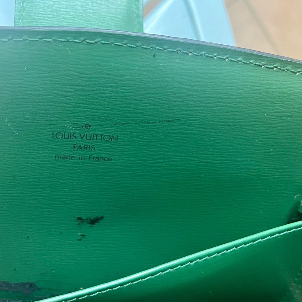 COPY - LOUIS VUITTON Epi Capucines Shoulder Bag Green - Picture 12 of 14